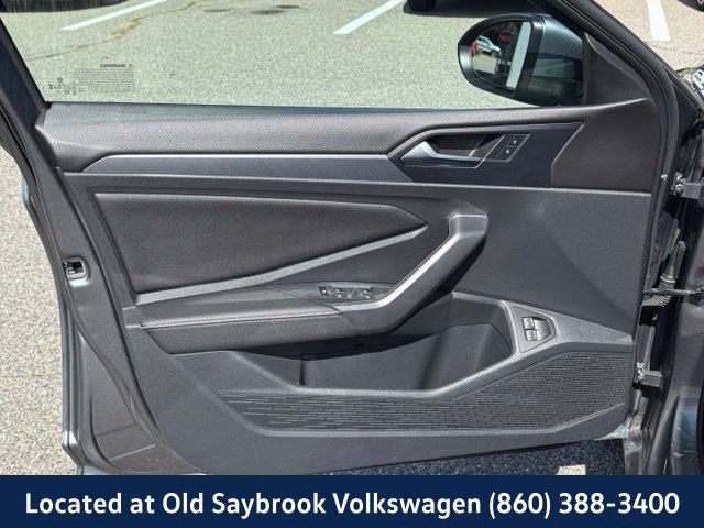 Certified 2024 Volkswagen Jetta SE FWD image 30