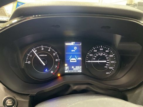 Certified 2023 Subaru Impreza 2.0i image 9