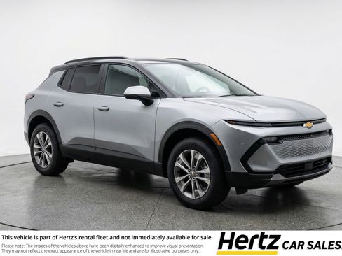 Used 2025 Chevrolet Equinox LT image 1