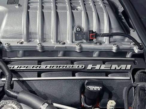 Used 2023 Dodge Challenger SRT Hellcat RWD image 29