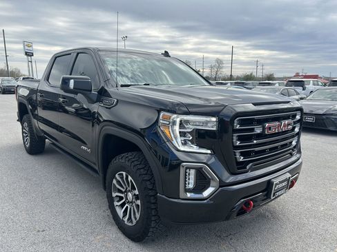 Used 2021 GMC Sierra 1500 AT4 image 2