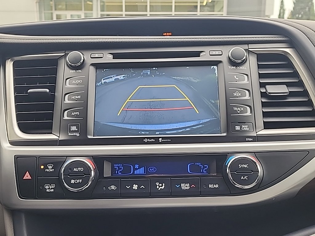 Used 2015 Toyota Highlander Limited AWD/4WD image 27