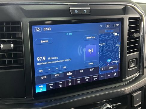 Used 2025 Ford F450 Lariat w/ FX4 Off-Road Package image 21