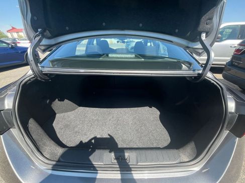 Used 2025 Nissan Sentra S FWD image 29