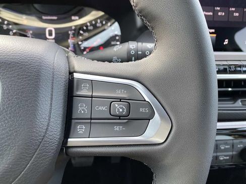 New 2026 Jeep Compass Limited image 13