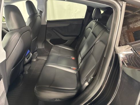 Used 2026 Tesla Model Y Long Range AWD/4WD image 9
