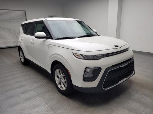 Used 2021 Kia Soul S FWD image 13