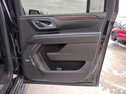 Used 2021 Chevrolet Suburban High Country image 29