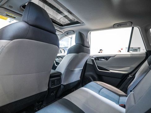 Certified 2025 Toyota RAV4 XLE w/ Convenience Package image 15