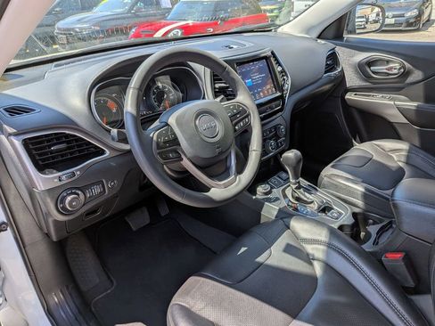 Certified 2022 Jeep Cherokee Limited AWD/4WD image 13