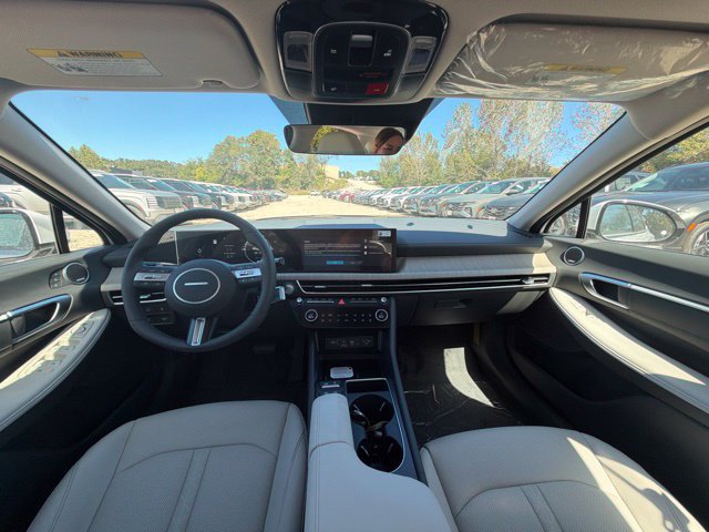 New 2026 Hyundai Sonata Limited FWD image 18