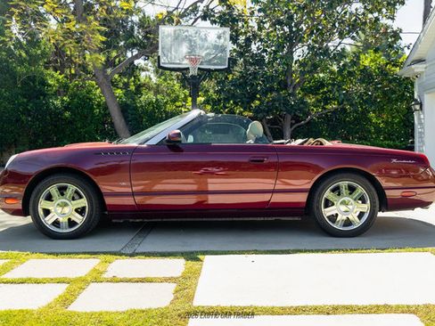 Used 2004 Ford Thunderbird Deluxe image 3