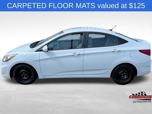 Used 2017 Hyundai Accent SE FWD image 2
