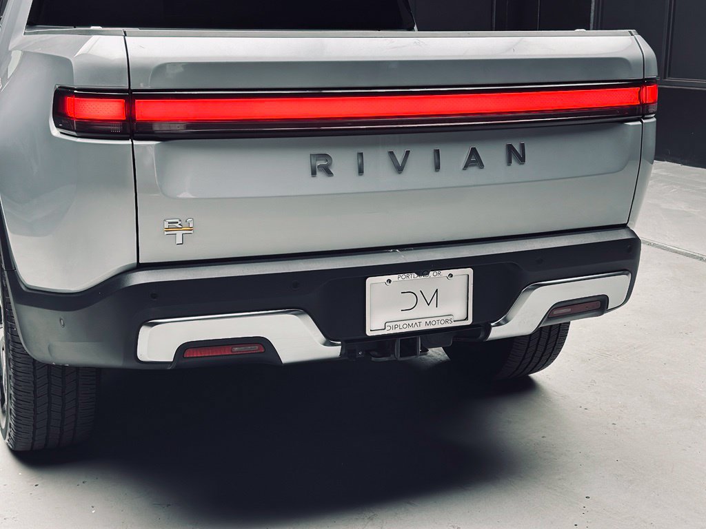Used 2022 Rivian R1T Adventure AWD/4WD image 16