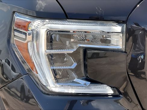 Used 2021 GMC Sierra 1500 Elevation w/ X31 Off-Road Package AWD/4WD image 33
