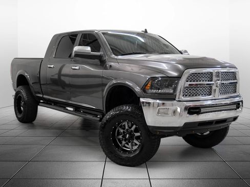 Used 2015 RAM 3500 Laramie w/ Cold Weather Group AWD/4WD image 7