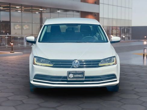 Used 2017 Volkswagen Jetta S image 21