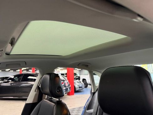 Used 2020 Volkswagen Jetta SE w/ SE Cold Weather Package FWD image 37
