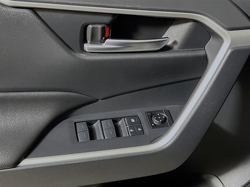 Used 2023 Toyota RAV4 XLE w/ Convenience Package image 17