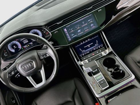 Used 2025 Audi Q7 3.0T Premium Plus w/ Premium Plus Package AWD/4WD image 19