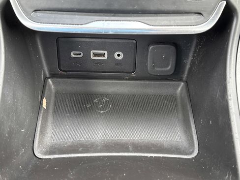 Used 2018 GMC Terrain SLE image 24