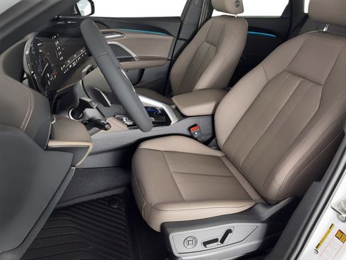 New 2025 Audi Q5 Premium image 5