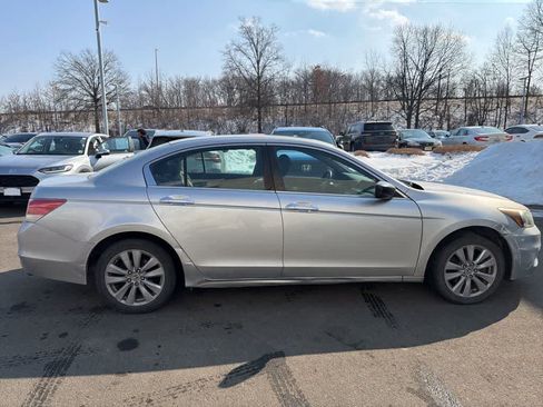 Used 2011 Honda Accord EX image 14