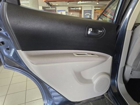 Used 2015 Nissan Rogue S w/ Convenience Package image 10