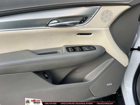 Used 2018 Cadillac XT5 Luxury w/ Driver Awareness Package image 14