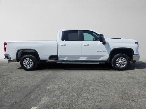 Certified 2025 Chevrolet Silverado 2500 LT w/ Convenience Package AWD/4WD image 2