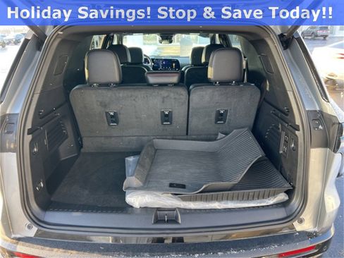 Used 2024 Chevrolet Traverse RS w/ LPO, Floor Liner Package image 60