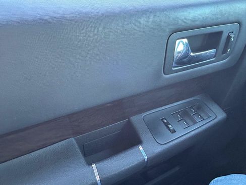 Used 2013 Ford Flex Limited AWD/4WD image 30