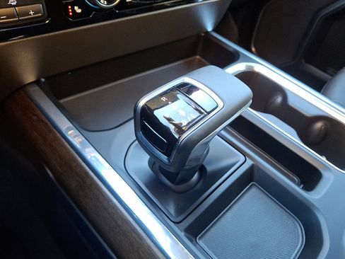 Used 2023 Chevrolet Silverado 1500 High Country w/ High Country Premium Package image 15