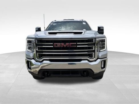 Used 2022 GMC Sierra 2500 SLT w/ SLT Convenience Package AWD/4WD image 2