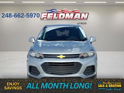 Used 2022 Chevrolet Trax LS w/ Tint and Cruise Package image 2