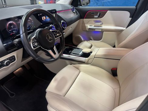 Certified 2023 Mercedes-Benz GLA 250 4MATIC image 9