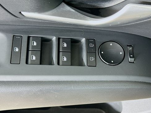 Used 2025 Hyundai Santa Cruz SEL FWD image 15