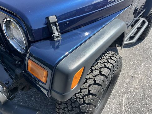 Used 2004 Jeep Wrangler X w/ Wheel Plus Group AWD/4WD image 9
