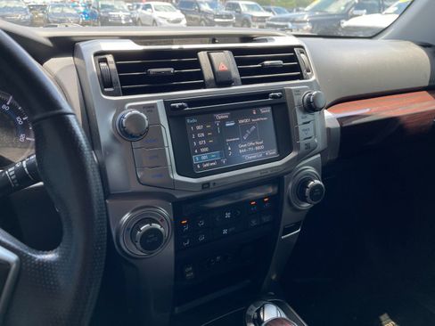 Used 2017 Toyota 4Runner Limited AWD/4WD image 22