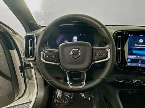 Used 2023 Volvo XC40 Recharge Plus AWD/4WD image 15