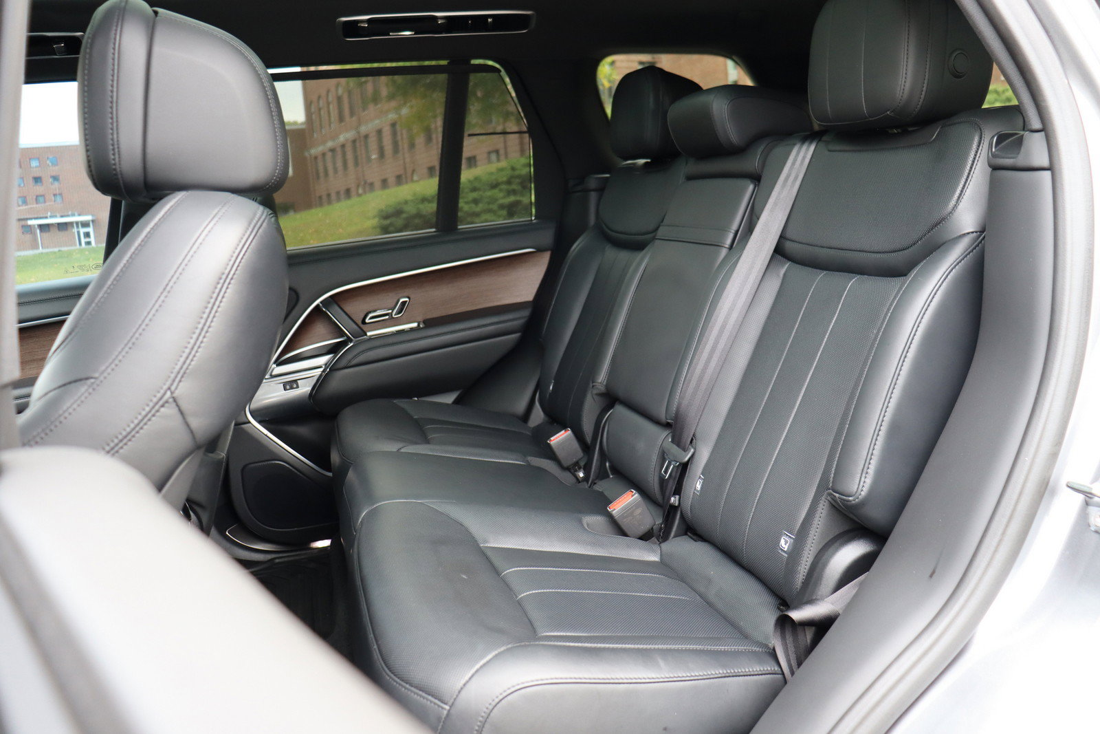 Used 2023 Land Rover Range Rover SE AWD/4WD image 15