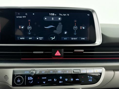 Used 2024 Hyundai Ioniq 6 SEL RWD image 25