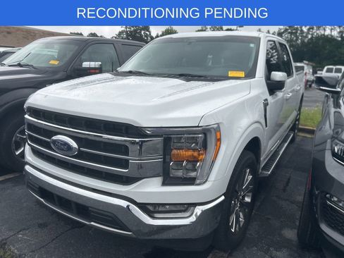 Used 2022 Ford F150 Lariat RWD image 3