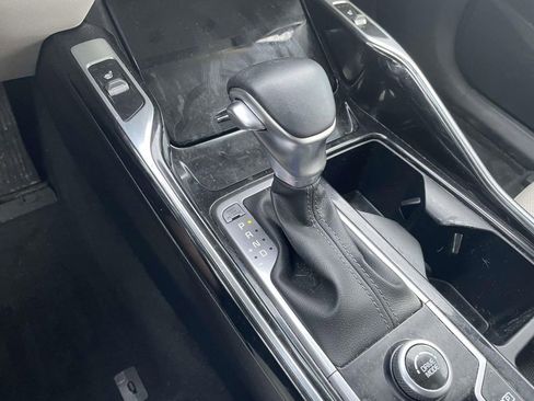 Used 2023 Kia Sorento SX image 43