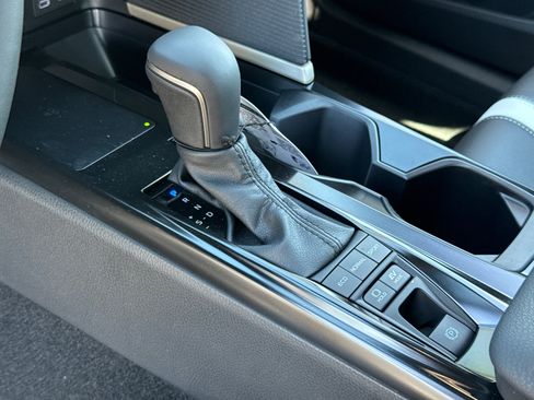 Certified 2026 Toyota Camry SE FWD image 28