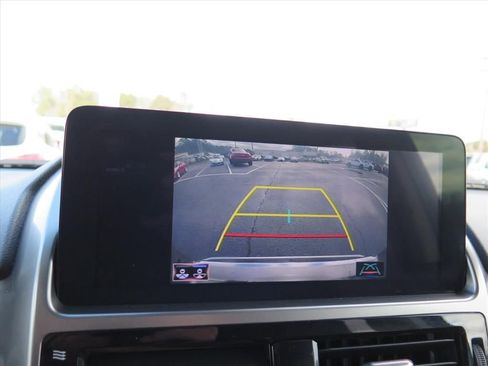 Used 2022 Lexus GX 460 Premium image 17