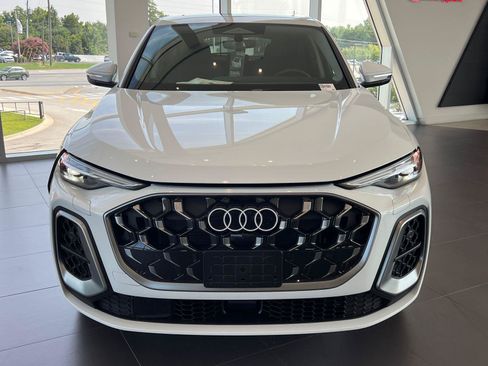 New 2026 Audi Q5 Premium Plus AWD/4WD image 2