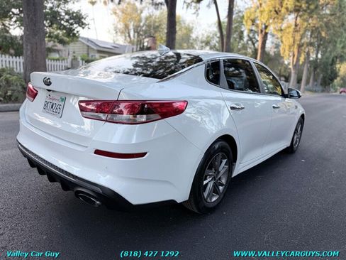 Used 2019 Kia Optima LX FWD image 4