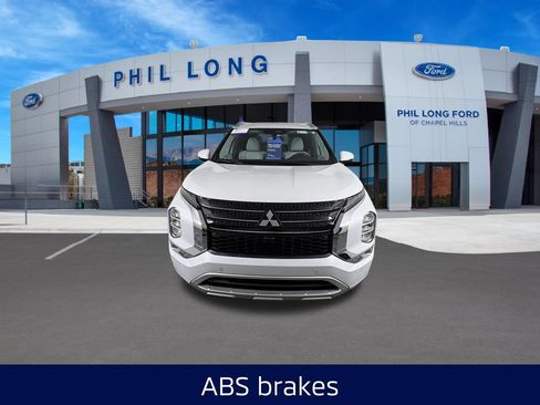 Used 2023 Mitsubishi Outlander SEL FWD image 8