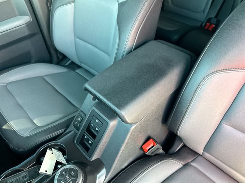 Used 2024 Ford Bronco Everglades AWD/4WD image 21